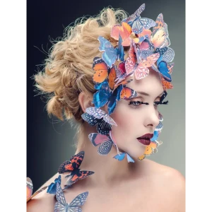 Картина на стекле Модель и бабочки AG 40-211 40x50 см