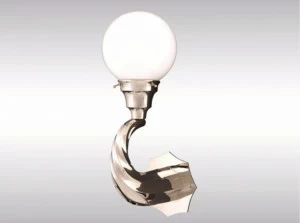 Woka Lamps Vienna Настенный светильник из опалового стекла и латуни