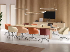 Тканевый стул для зала ожидания с колесами