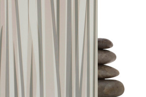 FSRT307 Стекло Vivigraphix graphica показано в конфигурации отражения с прослойкой каирского узора в серо-коричневом цвете и стандартной отделкой Forms-surfaces