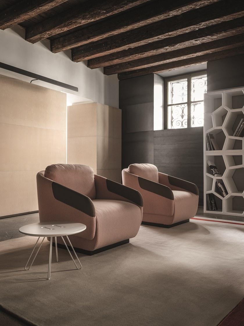 Casamania & Horm Кресло из ткани или кожи с подлокотниками Worn sun-id-1464523 - Вид №2