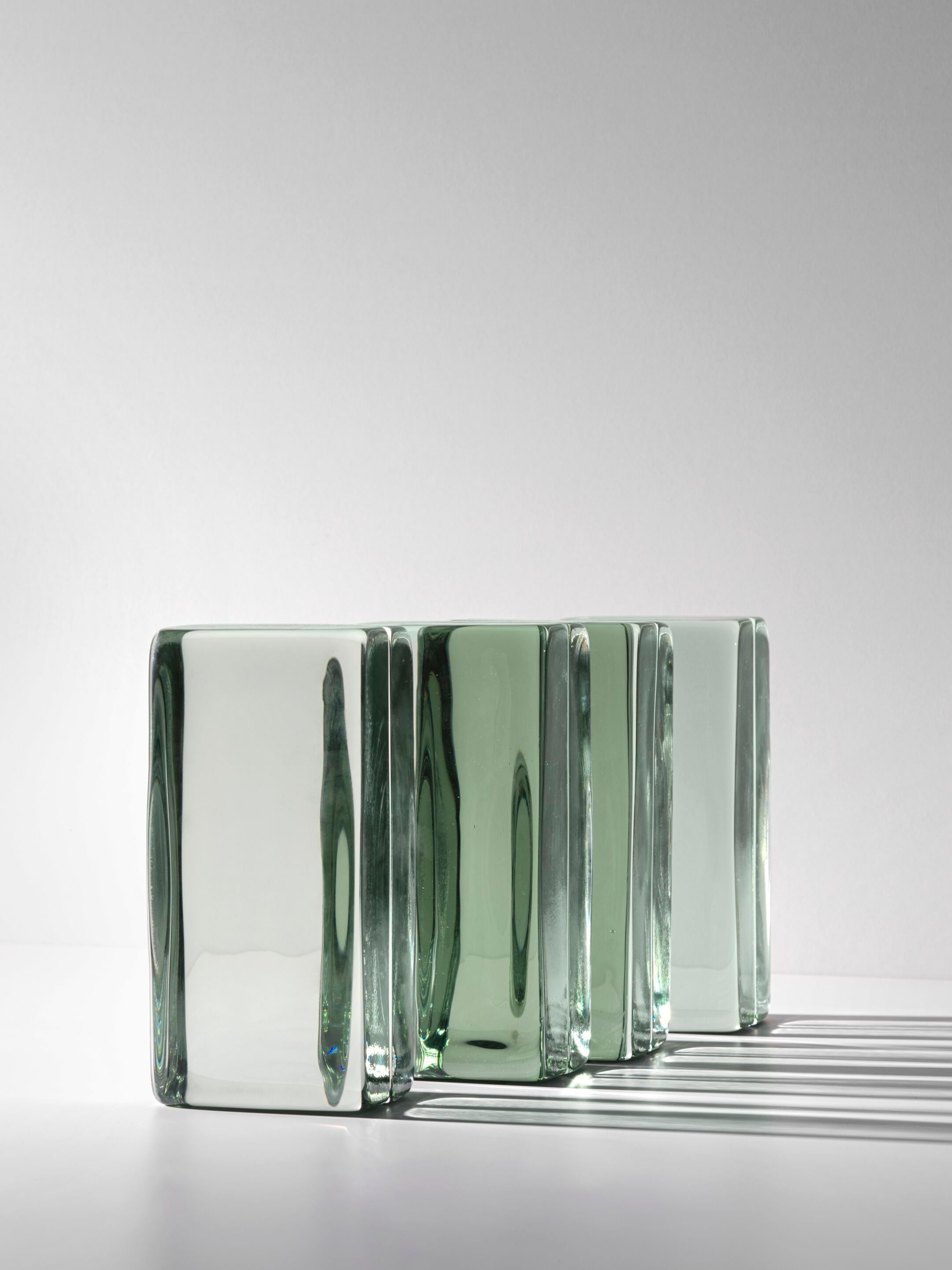 Угловой умывальник из орехового дерева и стекла Falper OPUS ARCH-00066272 - Вид №7