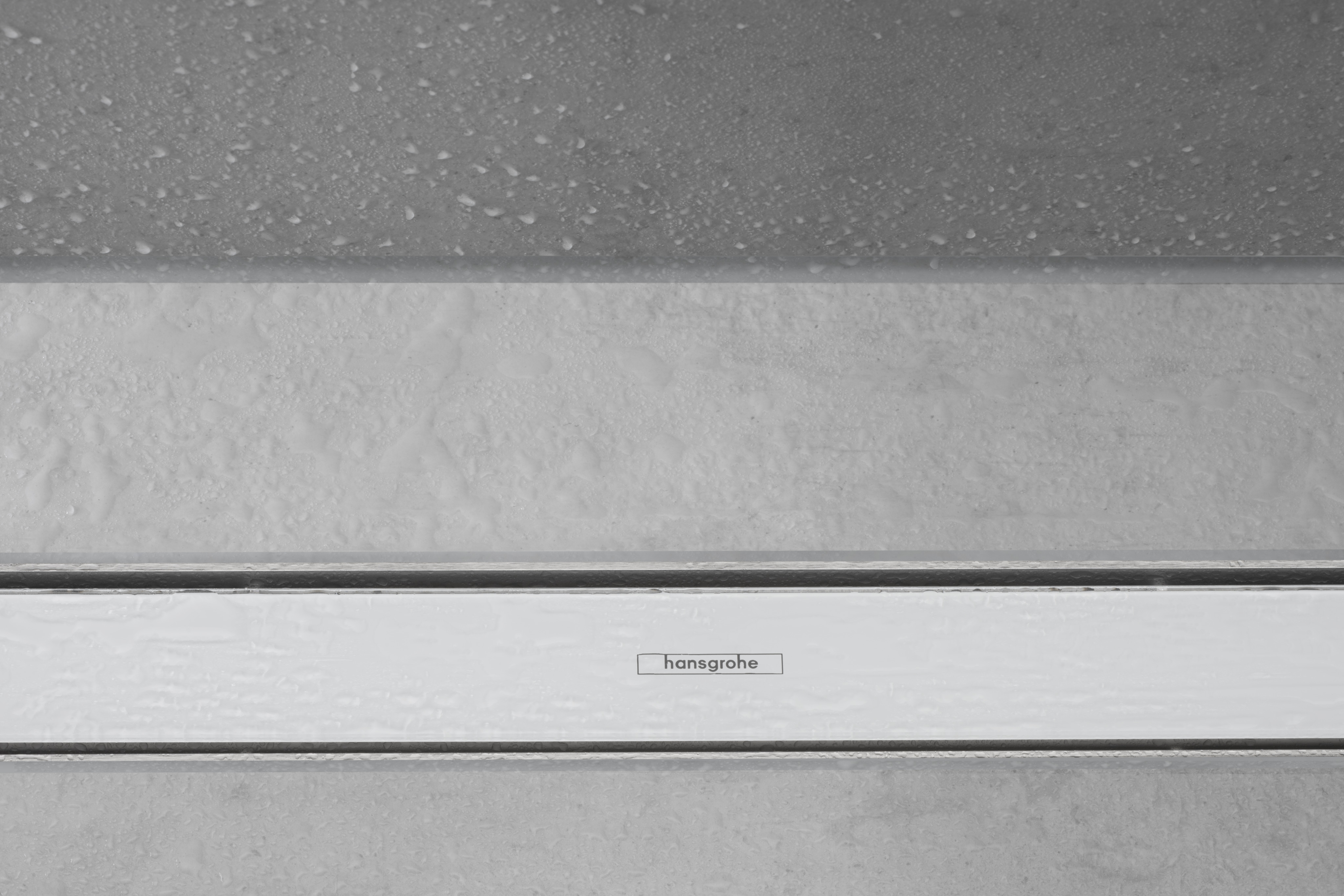 56042670 RainDrain Match Finish душевой трап 1200 с регулируемой по высоте рамой Hansgrohe  - Вид №5