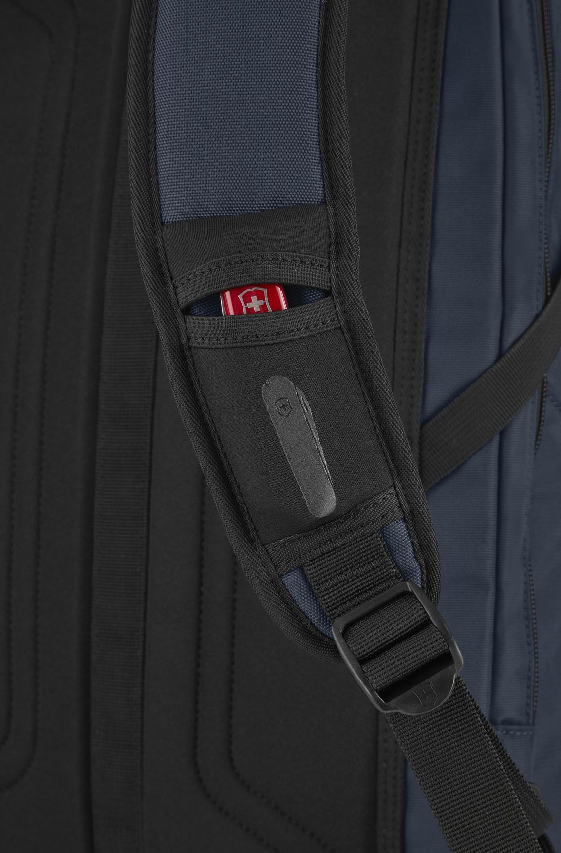 606740 Рюкзак Slimline Laptop Backpack 15,6 Victorinox Altmont Original  - Вид №6