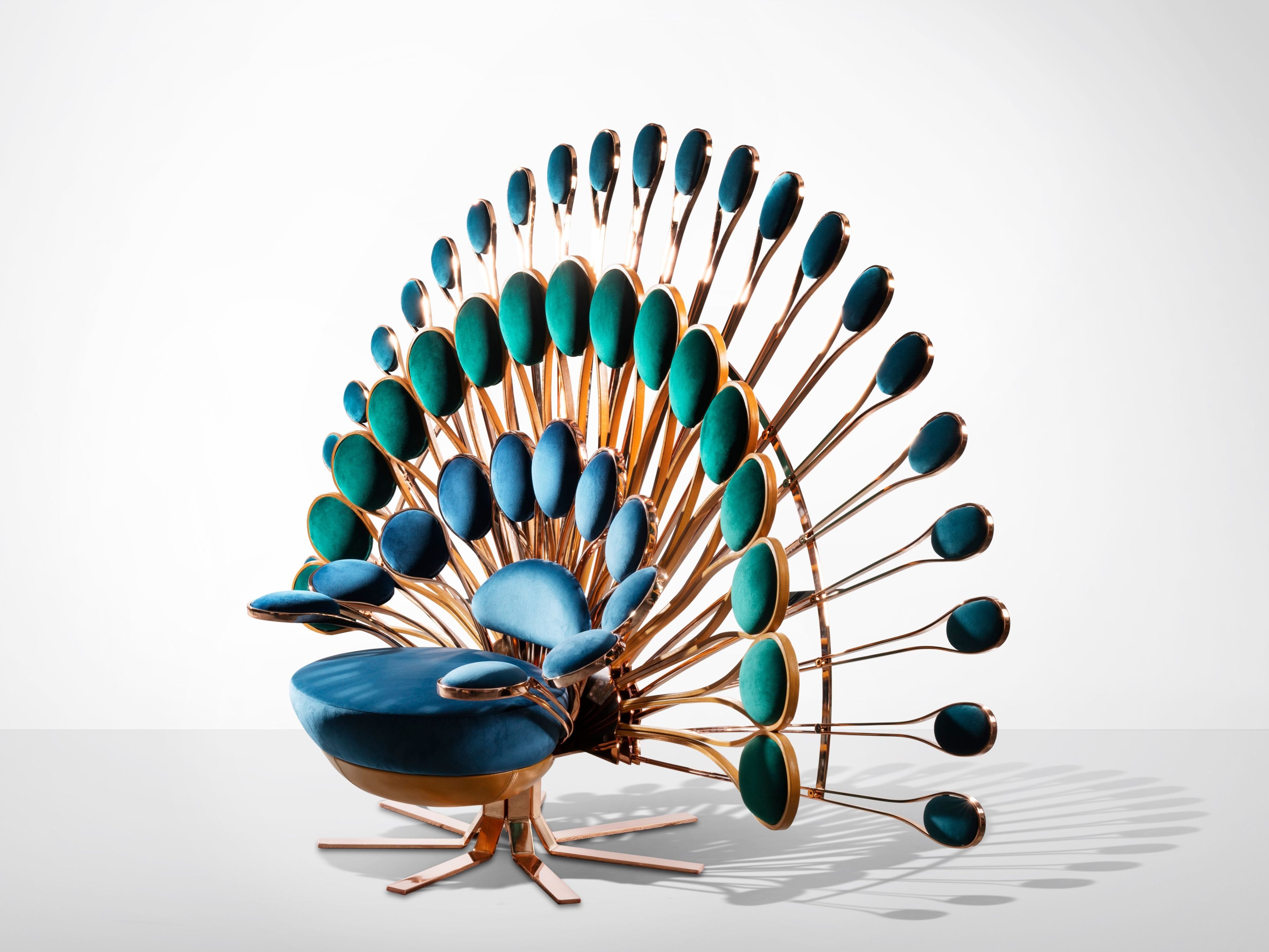 Латунное кресло с высокой спинкой Visionnaire PAVONE ARCH-00084162 - Вид №1