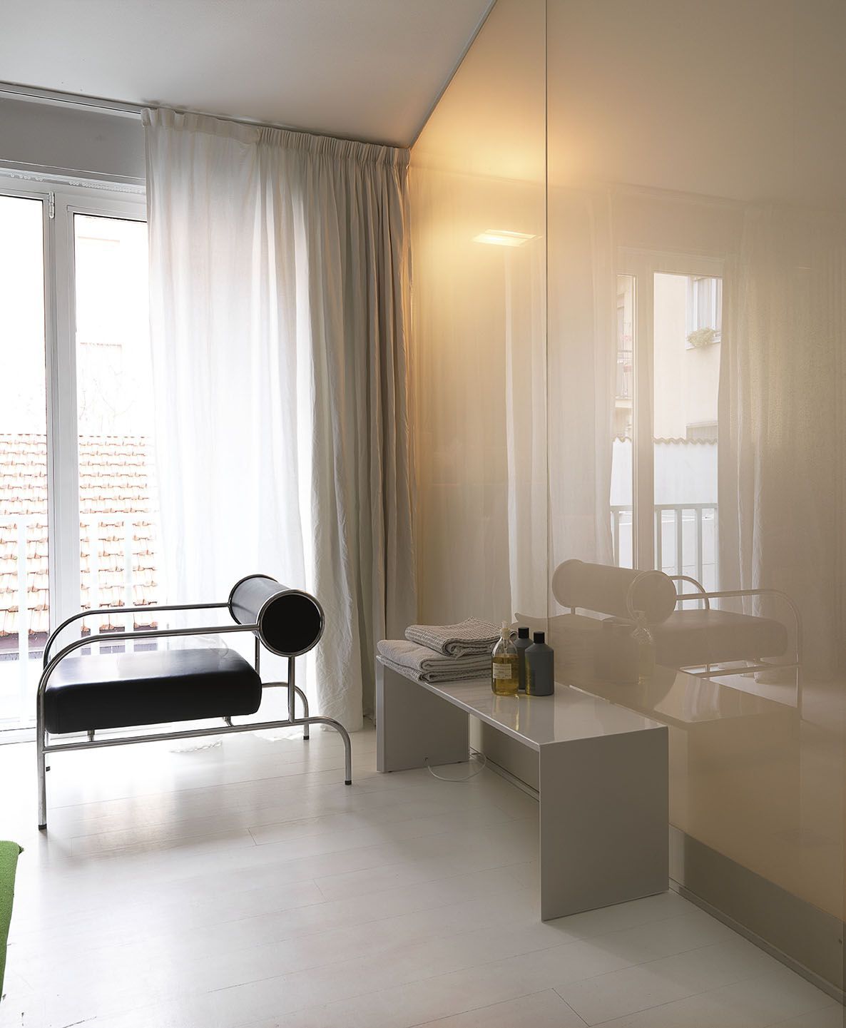 Алюминиевая электрическая скамья полотенцесушитель Tubes Plug &amp ARCH-00130712 - Вид №6