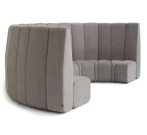 Модульный изогнутый тканевый диван с высокой спинкой