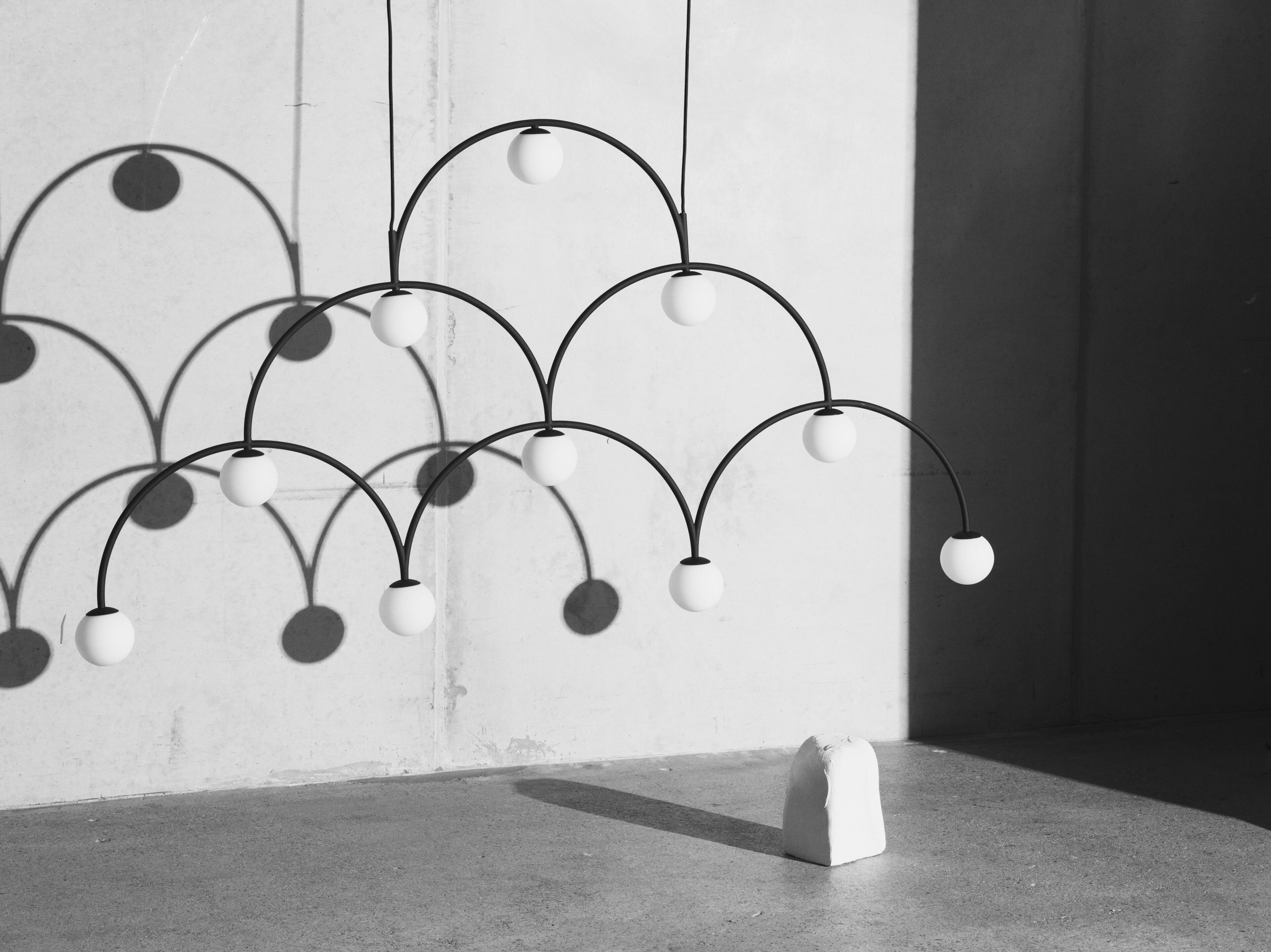 Подвесной светильник из металла и опалового стекла Pholc Bounce ARCH-00059380 - Вид №5