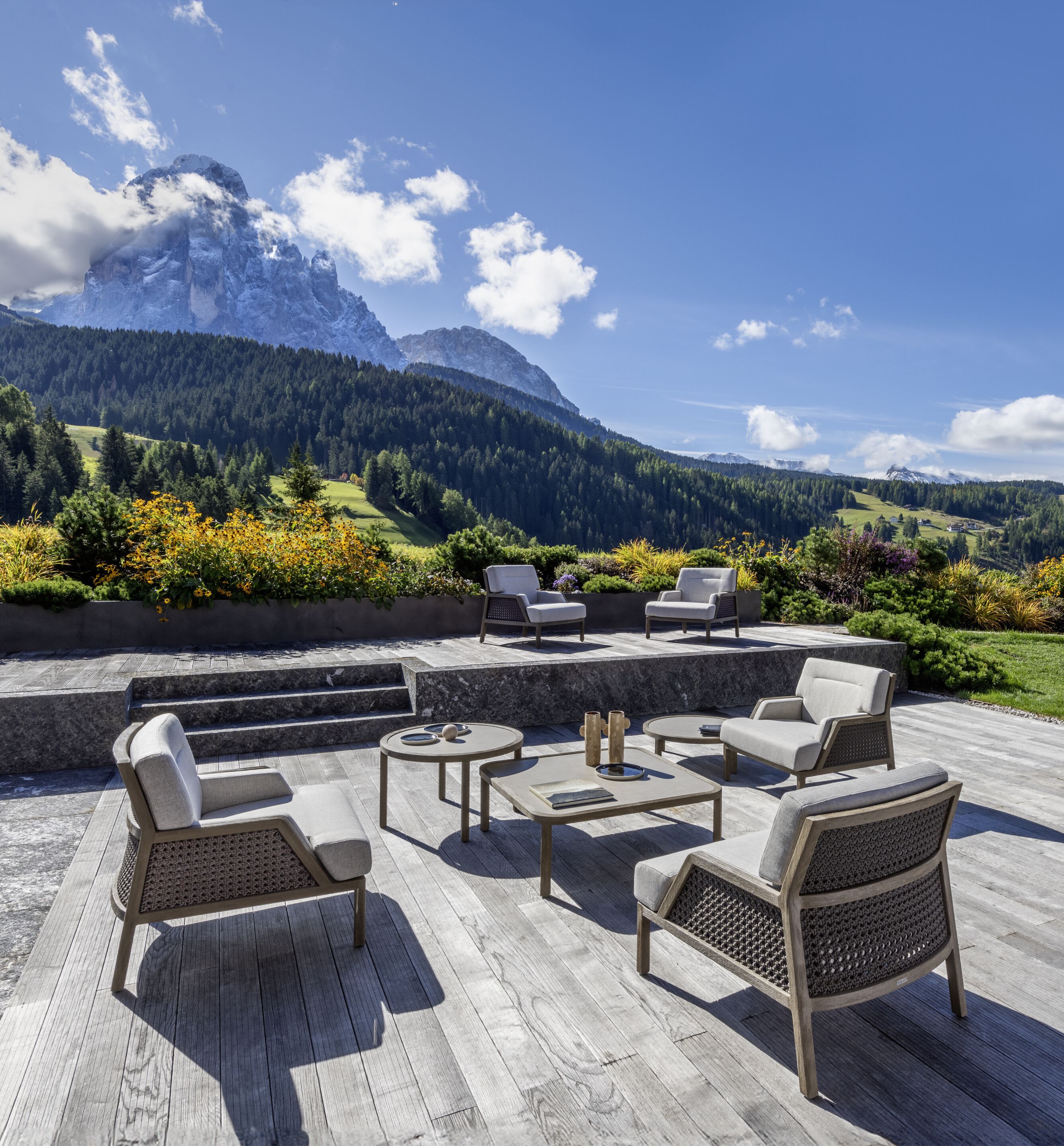 Садовое кресло с подлокотниками Ethimo Grand Life ARCH-00071536