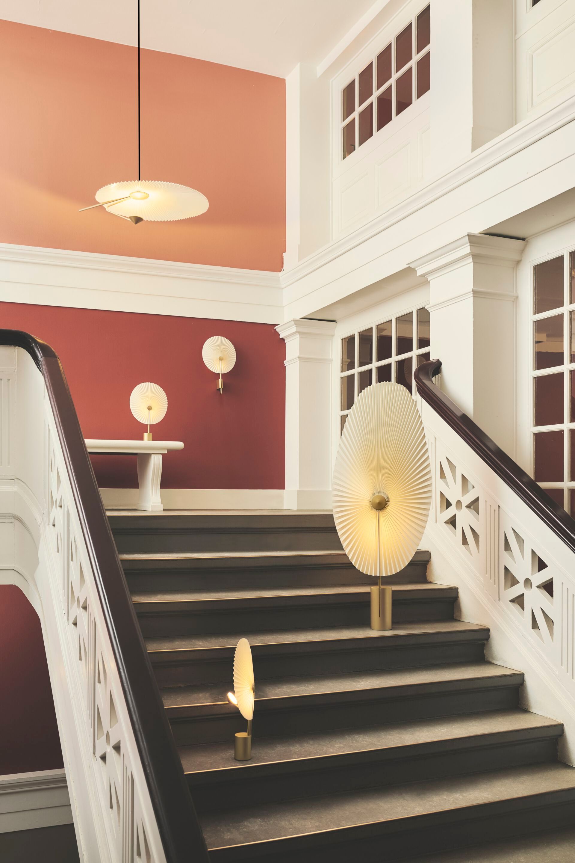 Стальная светодиодная настольная лампа с USB-зарядкой Gejst Liris ARCH-00011288 - Вид №5