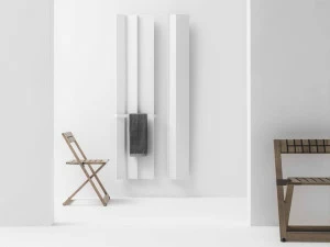 ANTRAX Вертикальный настенный панельный радиатор Design