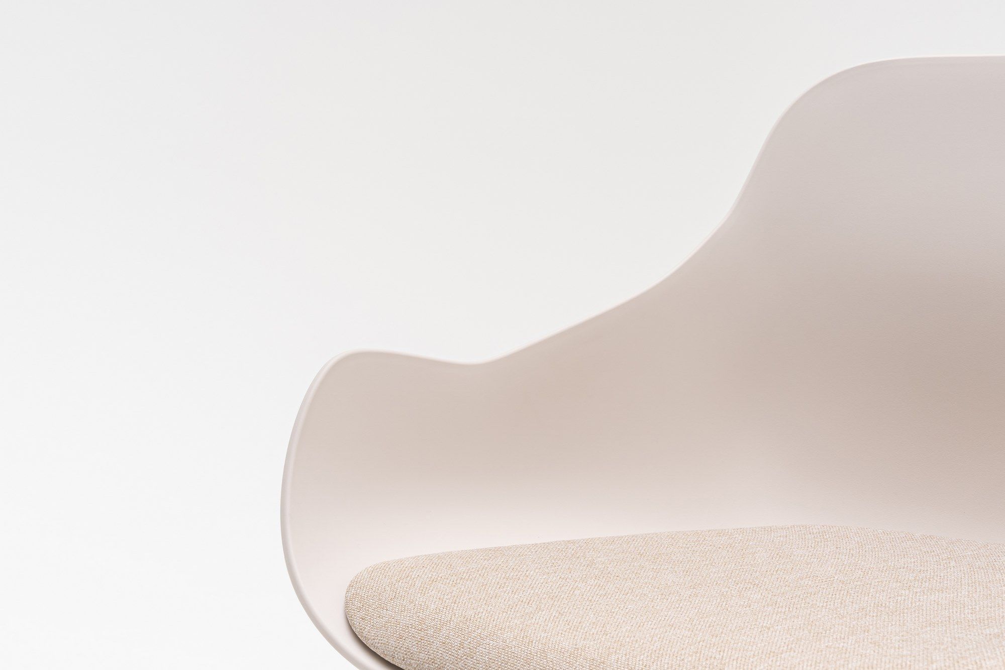 Стул из полипропилена со встроенной подушкой MDD Baltic ARCH-00121308 - Вид №16