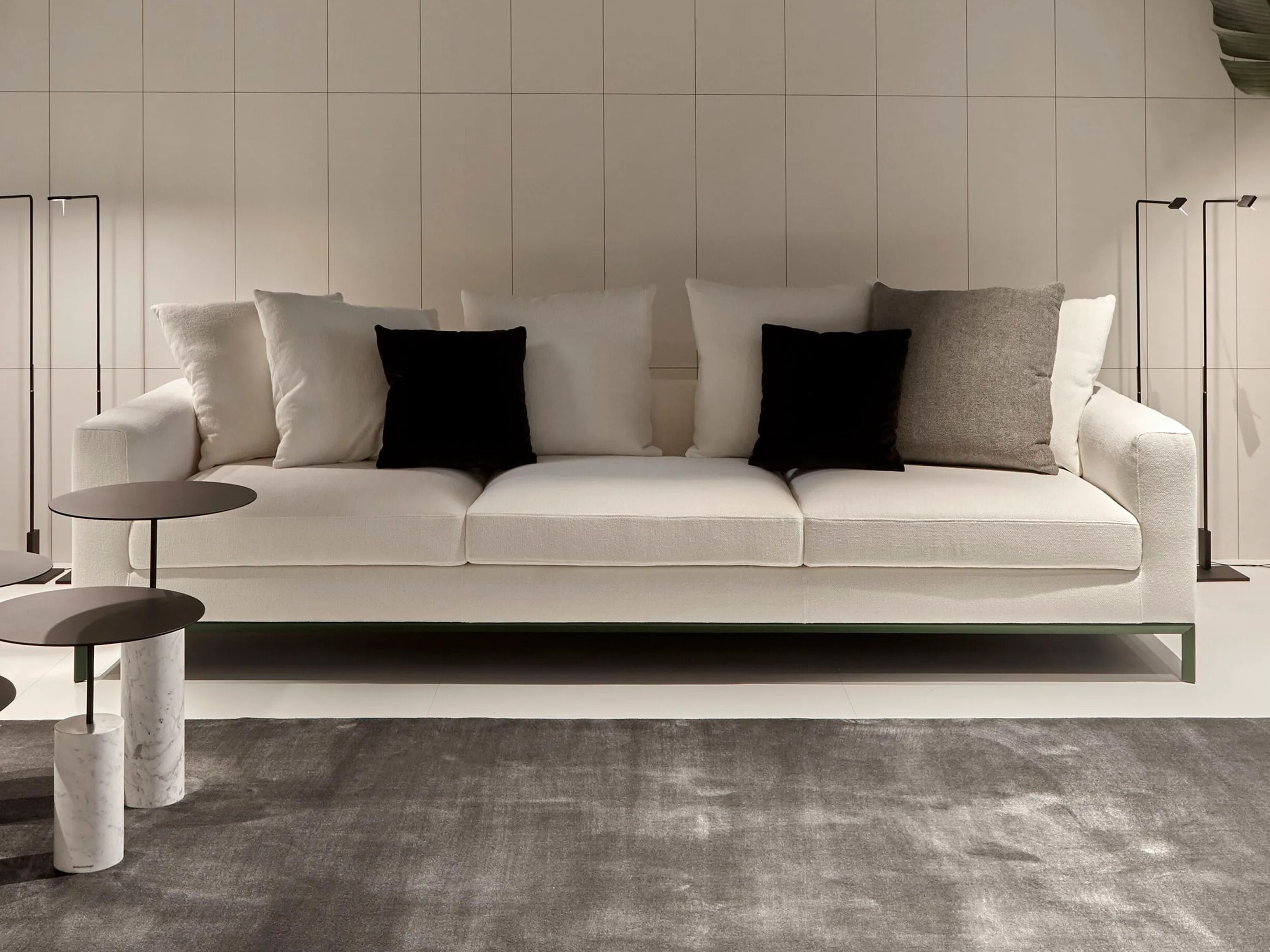 3-местный тканевый диван Antoniolupi OLIVER ARCH-00015127