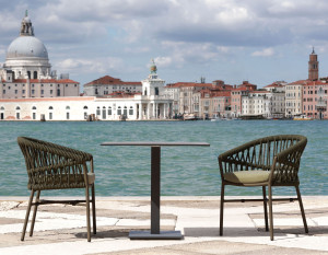 Алюминиевое основание стола