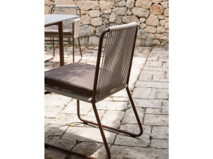 Сани сад стул