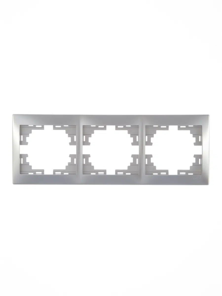 MIRA Рамка 3-ая горизонтальная серебро LEZARD 701-1010-148