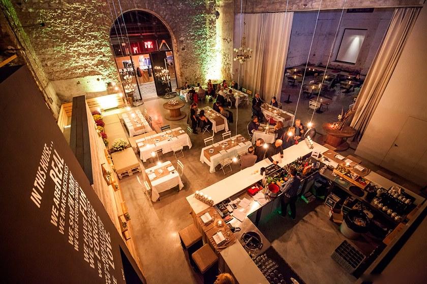 Isoplam Пол с эффектом облака sun-id-1424420 - Вид №9