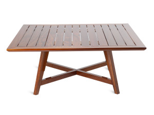 Квадратный стол из красного дерева