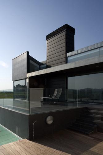 VMZINC Вентилируемый фасад из титан-цинка с ламелями sun-id-1390022 - Вид №16