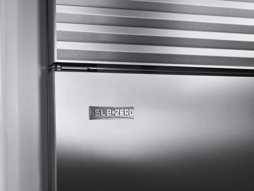Sub-Zero Встраиваемый двухдверный холодильник из нержавеющей стали с диспенсером для воды класса a +  Icbbi-42sd/s/th  - Вид №3