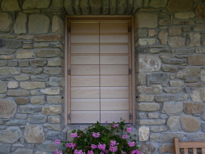 Топоры из массива дерева