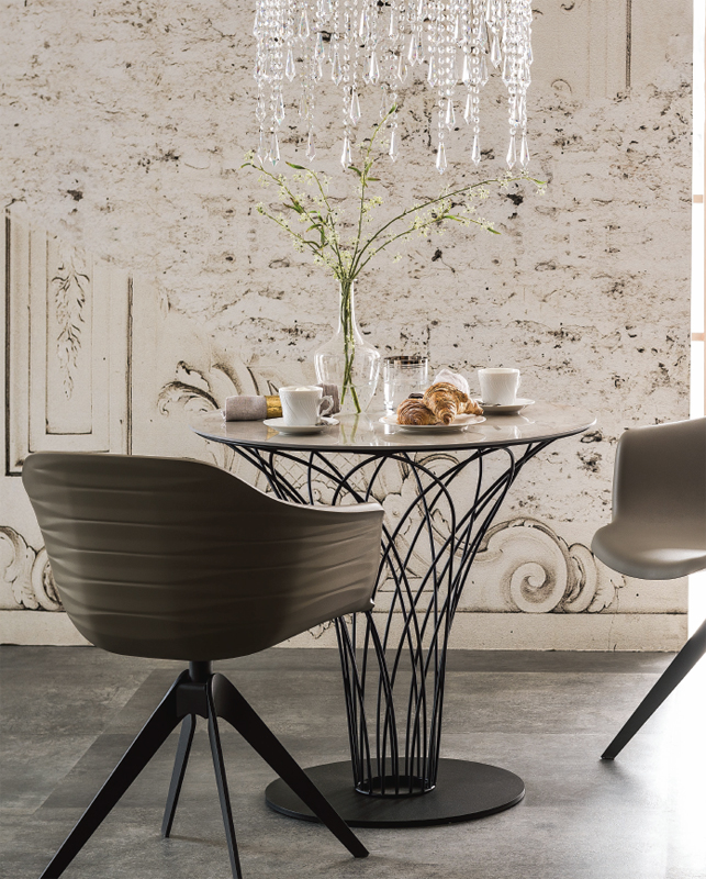 Столик  CATTELAN ITALIA NIDO KERAMIK BISTROT 