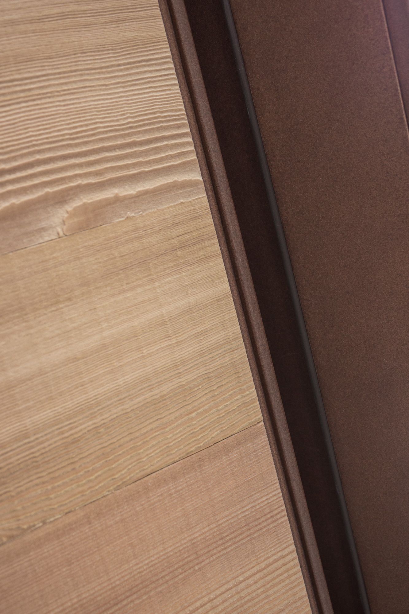 Распашная дверь из лиственницы FBP Адель ARCH-00134340 - Вид №1