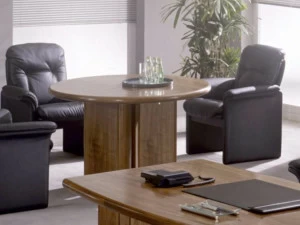 Dyrlund Круглый деревянный стол для переговоров Commodore 8918/4