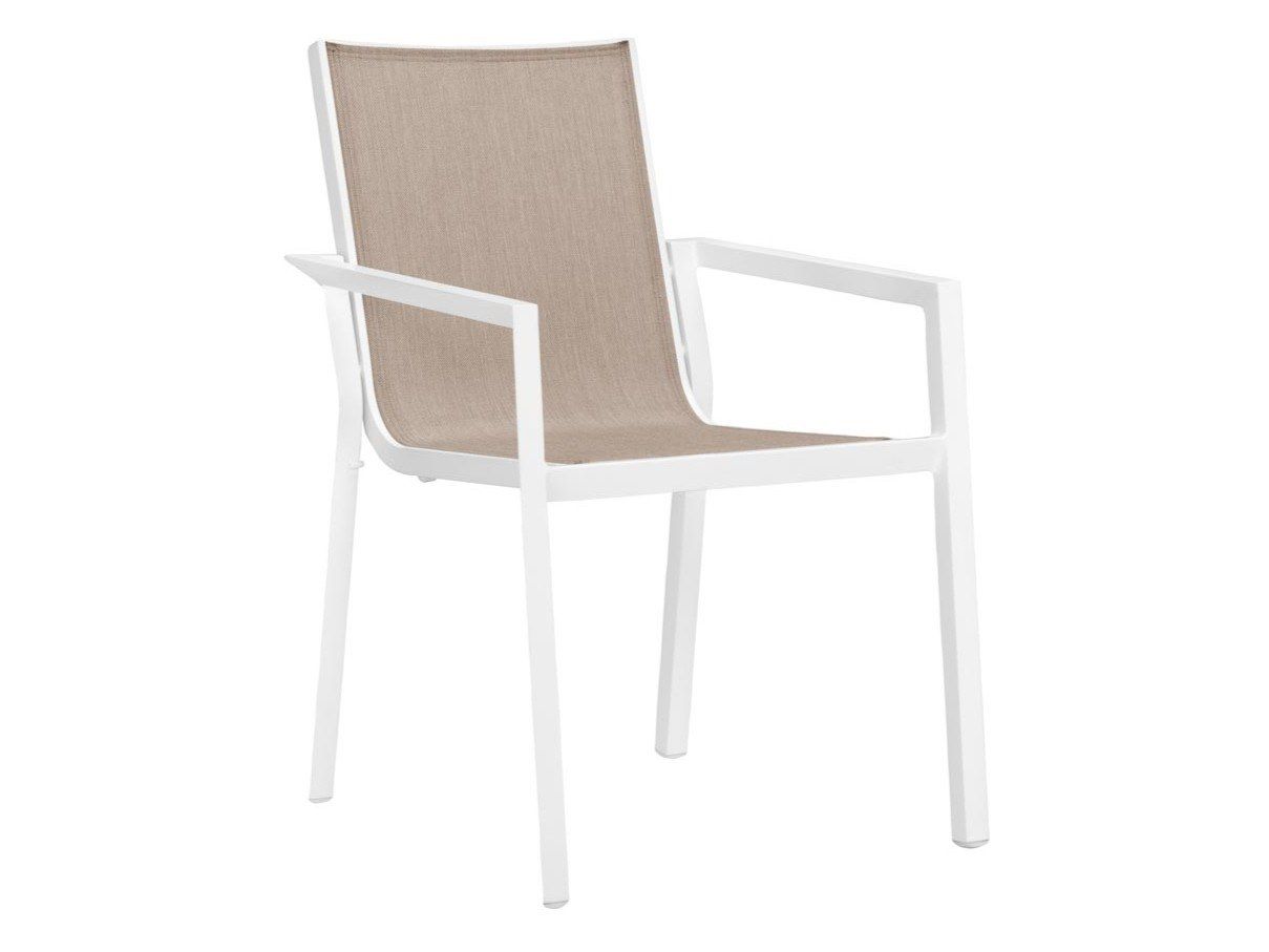 Штабелируемый садовый стул с подлокотниками JANUS et Cie TRIG ARCH-00073016