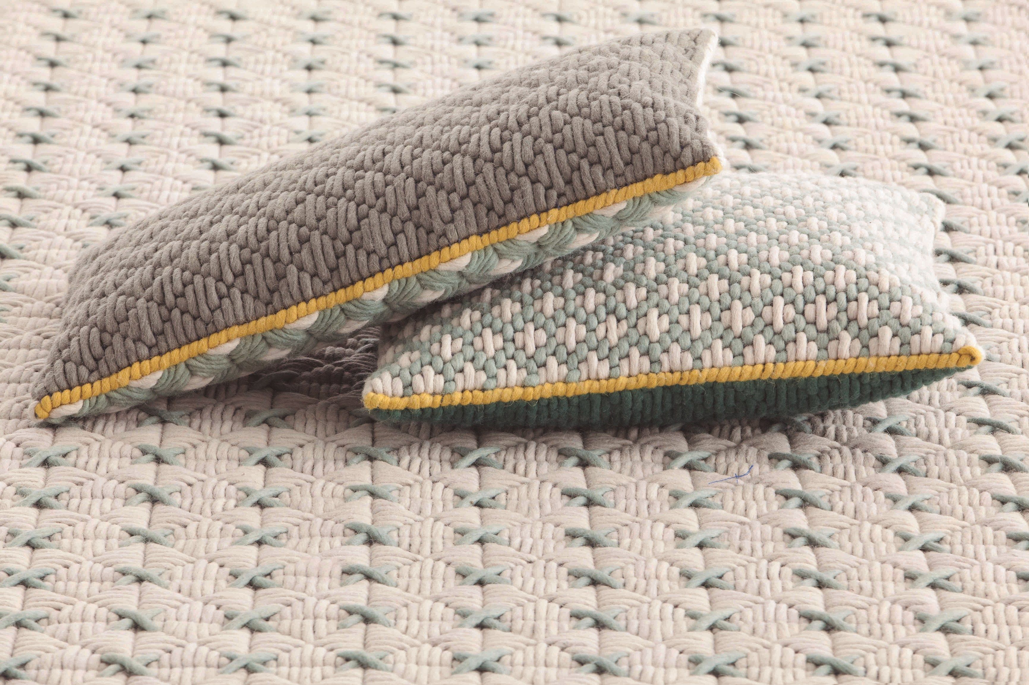 Ткань ручной вышивки прямоугольная подушка GAN Silaï ARCH-00124029 - Вид №2