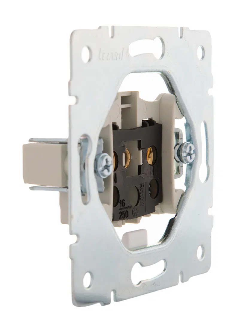 KARINA Розетка бз кремовый LEZARD 707-0388-121В - Вид №6