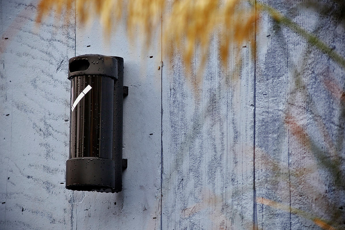 FSRT210 Приемник для золы Buttler  Forms-surfaces 