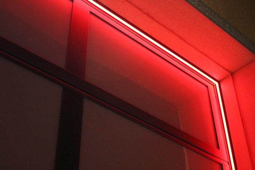 Breda Линейный световой профиль для секционных ворот sun-id-1434399 - Вид №8