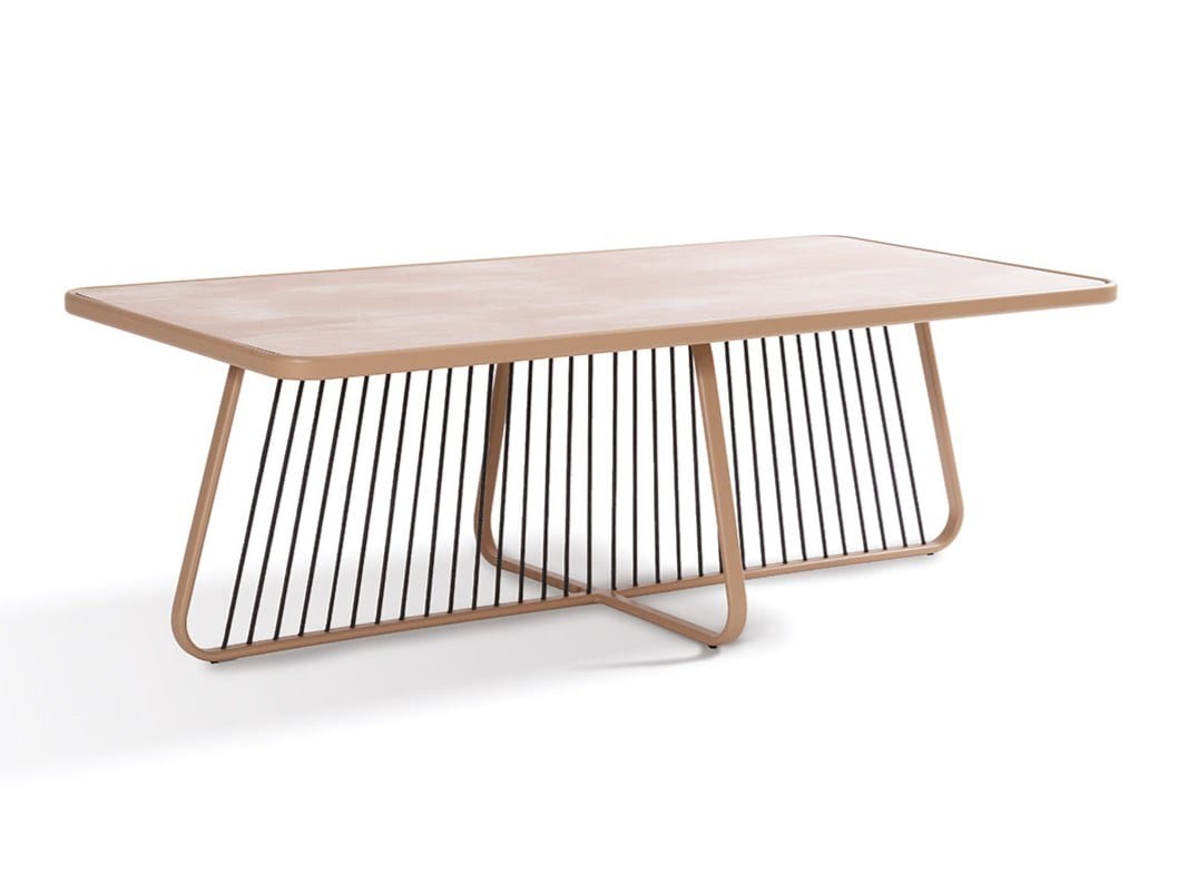 Прямоугольный садовый журнальный столик из ламината Coro Sally ARCH-00136429