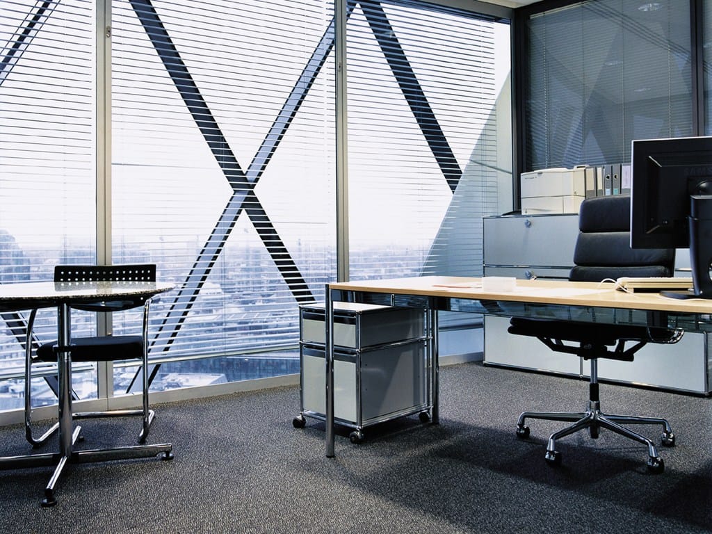 Металлический офисный комод с колесами USM USM Haller System ARCH-00023780 - Вид №4