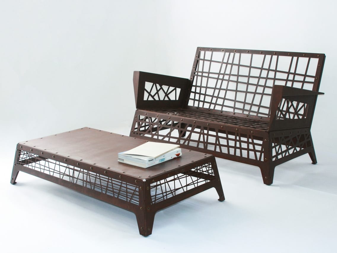 Стальная садовая скамейка Corten™ с подлокотниками TrackDesign Mikado ARCH-00141497 - Вид №1