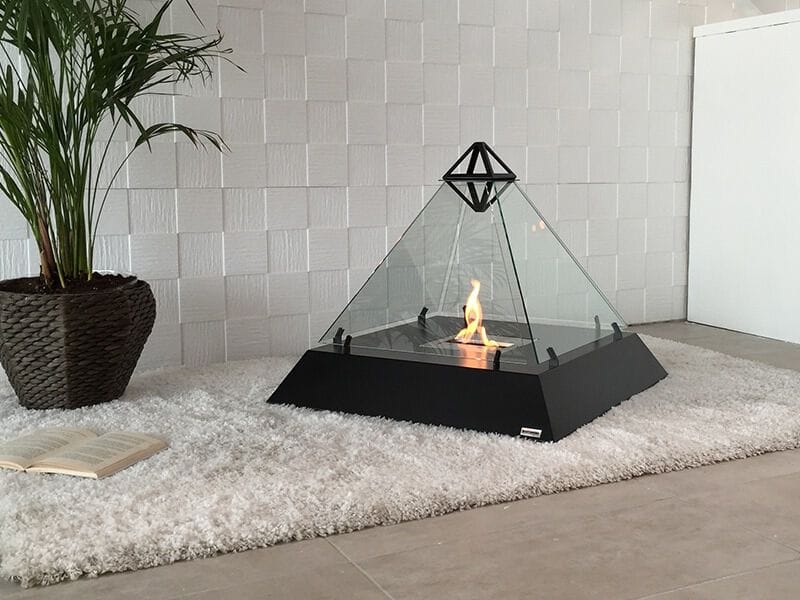 Отдельно стоящий камин из биоэтанола с панорамным стеклом bioKamino LOUVRE ARCH-00078441