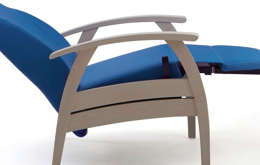 PIAVAL Кресло из ткани в современном стиле с подлокотниками, с подголовником и подставкой для ног Relax compact | health & care 26-63/gp - Вид №2