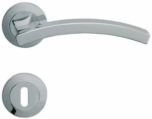 LINEA CALI' Ручка из хромированной латуни на розетке с замком Profilo