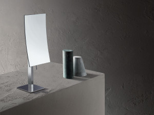 Увеличительное зеркало