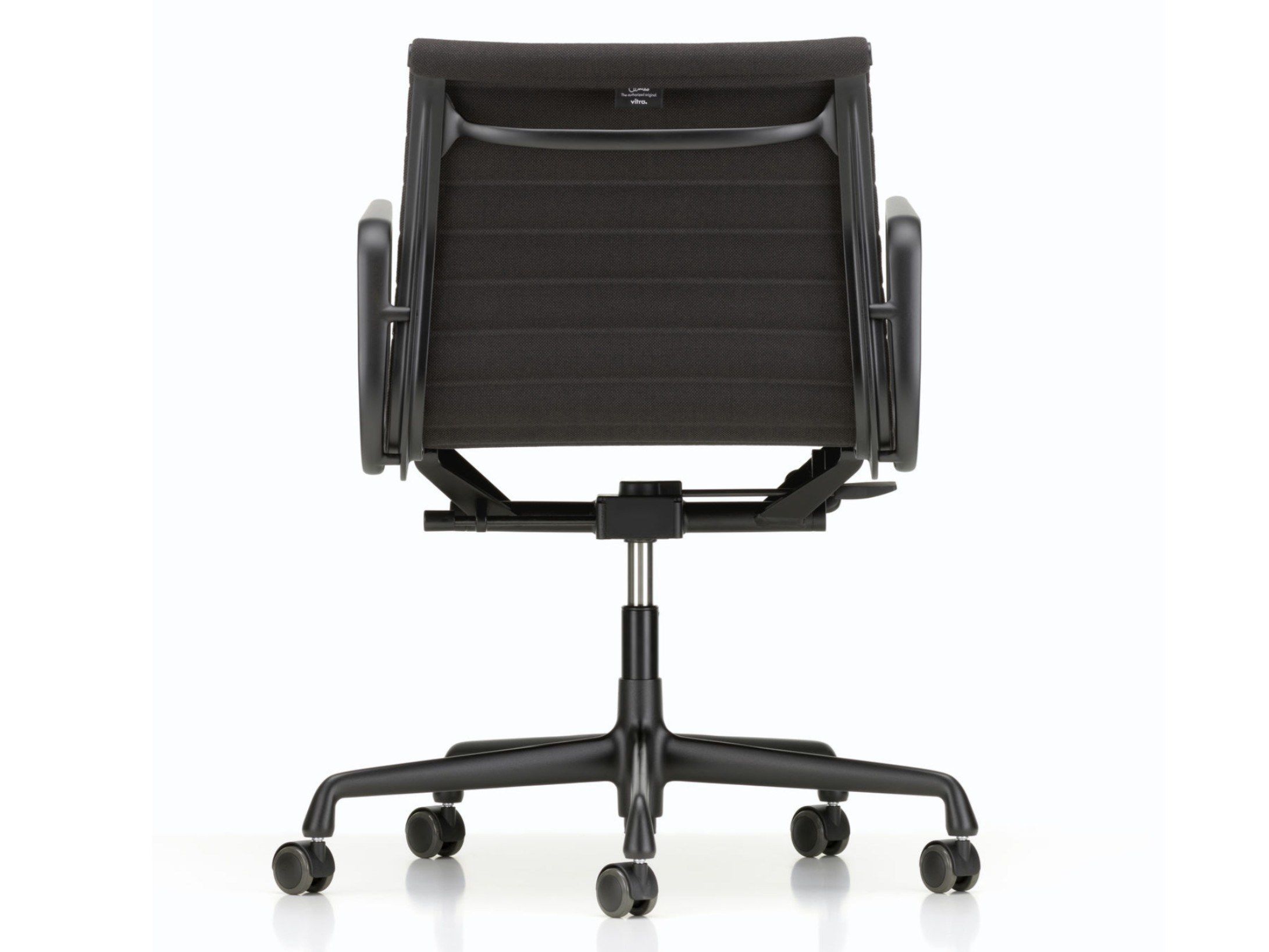 Кожаный поворотный операционный офисный стул с подлокотниками VITRA Eames Aluminium Group ARCH-00047211 - Вид №25