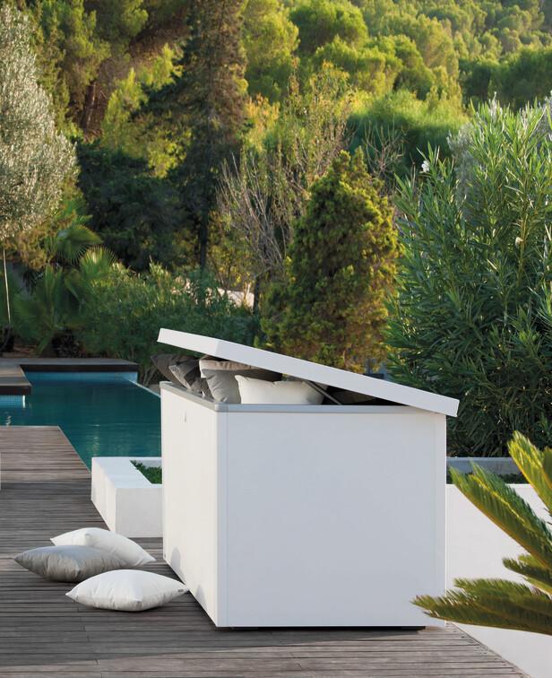 MNST1293 Подушка из осины большой шнур 2мм черный Manutti CushionBoxes  - Вид №1