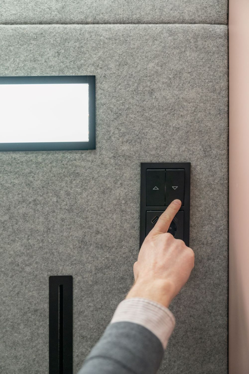 Одноместная акустическая офисная кабина со встроенным освещением Vetrospace ARCH-00090755 - Вид №16