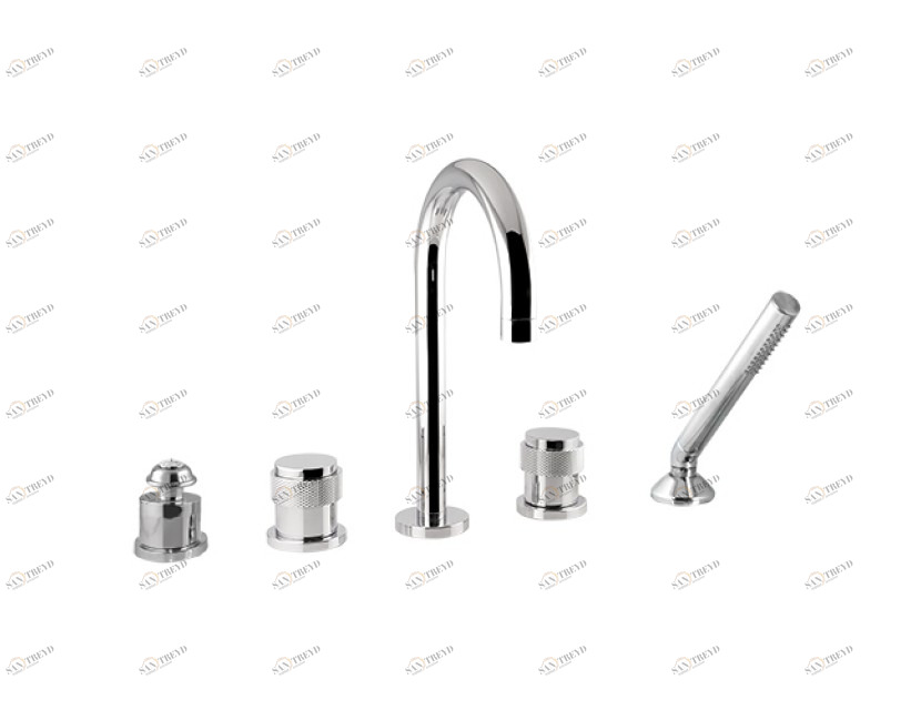 071416.P00.50 Набор для ванны с пятью отверстиями и декорированным латунным кольцом Яркий хром Mestre 