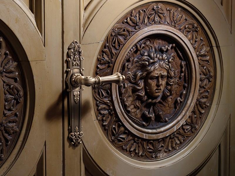 LINEA CALI' Латунная ручка на тарелке в стиле барокко Charme sun-id-1490033 - Вид №1