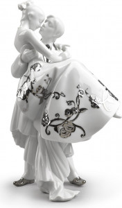 10669113 LLADRO Фигурка Lladro "Самый счастливый день (Ре-Деко)" 27x17см Фарфор