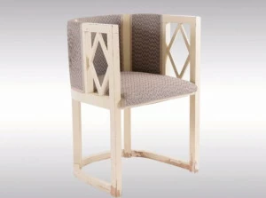 Woka Lamps Vienna Мягкое деревянное кресло с подлокотниками