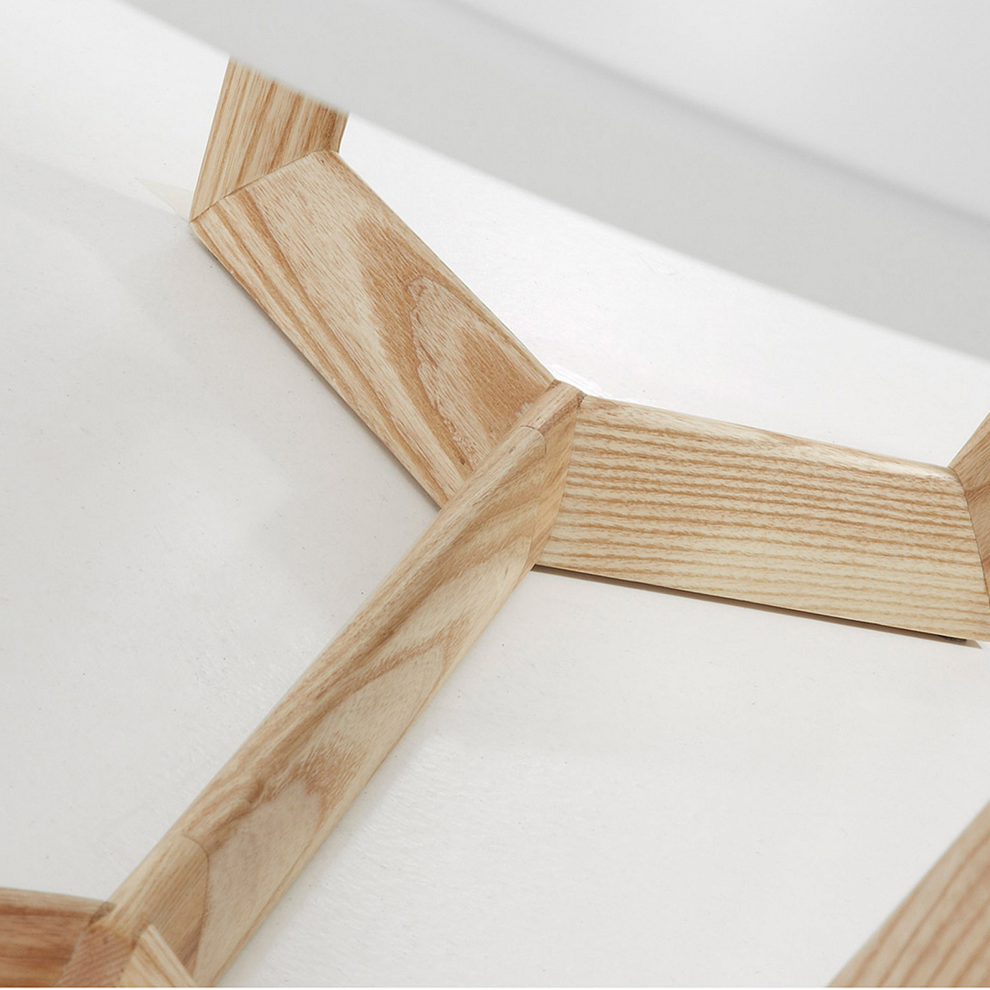 072964 Журнальный столик Surf белый дуб La Forma Wave - Вид №3