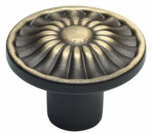 LINEA CALI' Ручка из латуни Daisy 1070pb0030