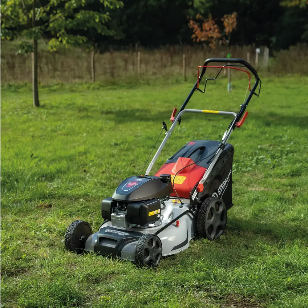 Бензиновая самоходная газонокосилка STERWINS с мульчированием и травосборником 84491063 STLM-0963465 - Вид №17